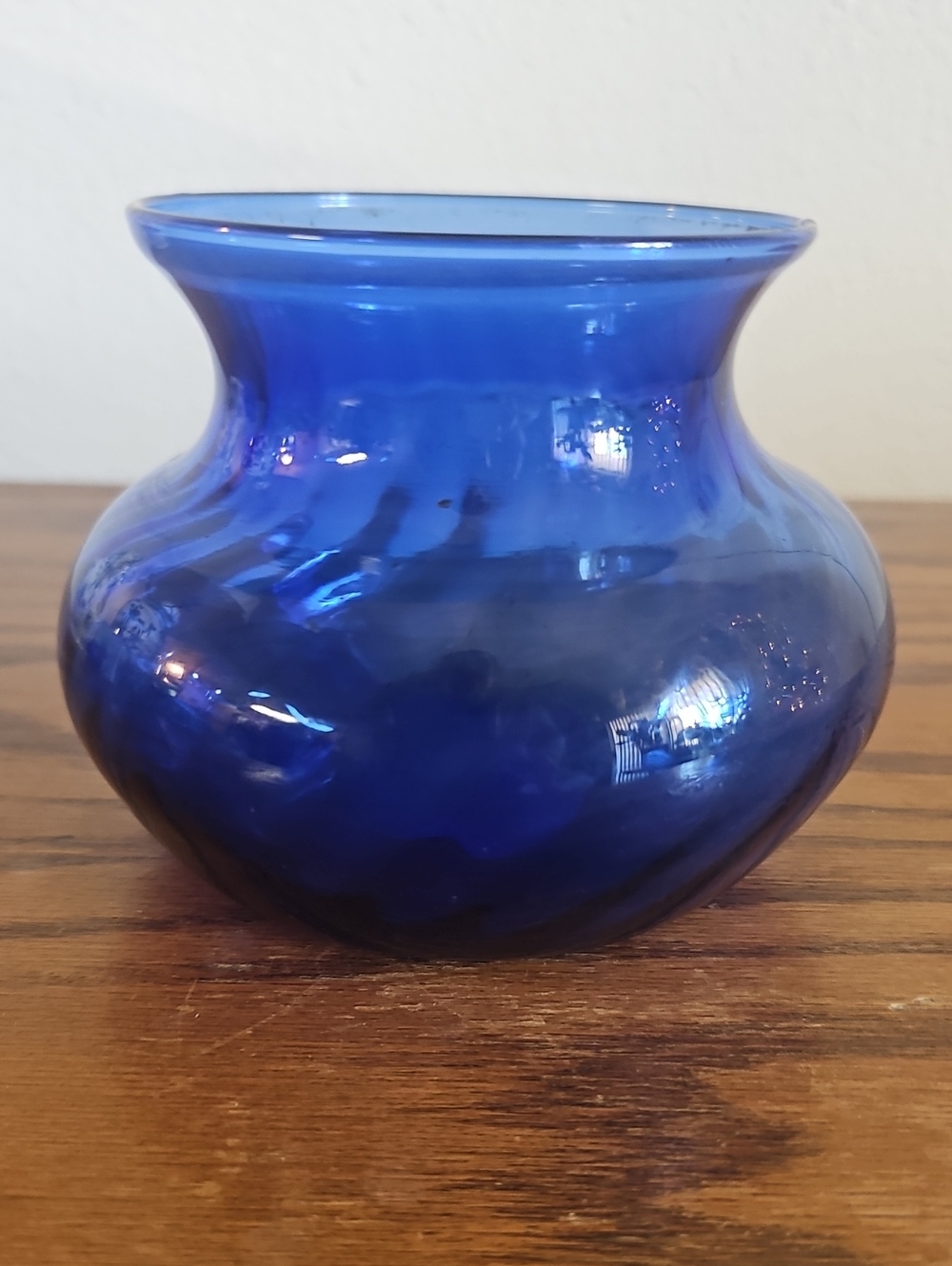 Vintage Indiana Cobalt Blue Glass Vase Tote 7